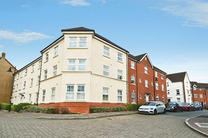 1 Bedroom Flat For Sale In Frankel Avenue, Swindon, SN25