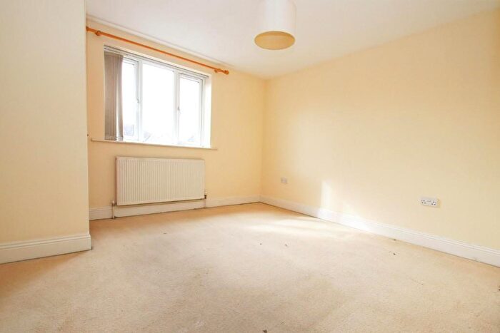 1 Bedroom Apartment For Sale In Hanns Way, Eastleigh, SO50