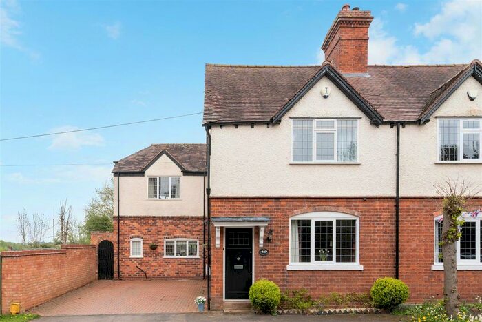 4 Bedroom Semi-Detached House For Sale In Doctors Hill, Tanworth-In-Arden, Solihull, B94