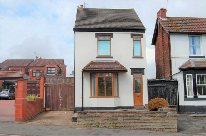 3 Bedroom Detached House To Rent In Wolverhampton Road, Sedgley, Dudley, DY3