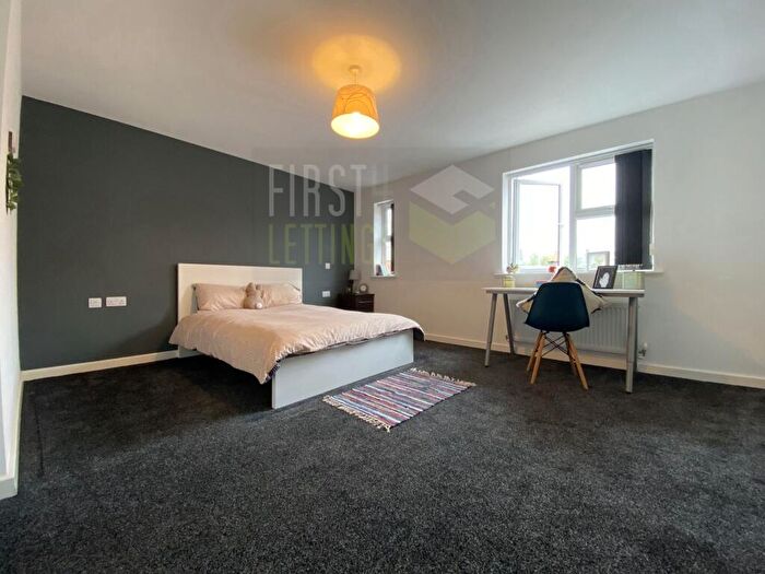 5 Bedroom Semi Detached House To Rent In Avenue Road Extension, Clarendon Park, LE2