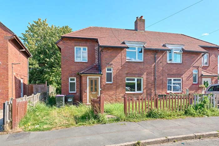 Semi-Detached House For Sale In Wingfield Close, Shrewsbury, Shropshire, Shropshire, SY1