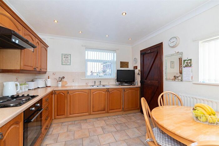 2 Bedroom Semi-Detached Bungalow For Sale In Grenville Drive, Gosforth, Newcastle Upon Tyne, NE3