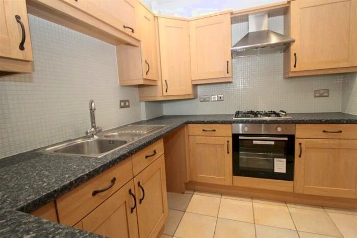 2 Bedroom Flat To Rent In George Street, Ramsgate, CT11