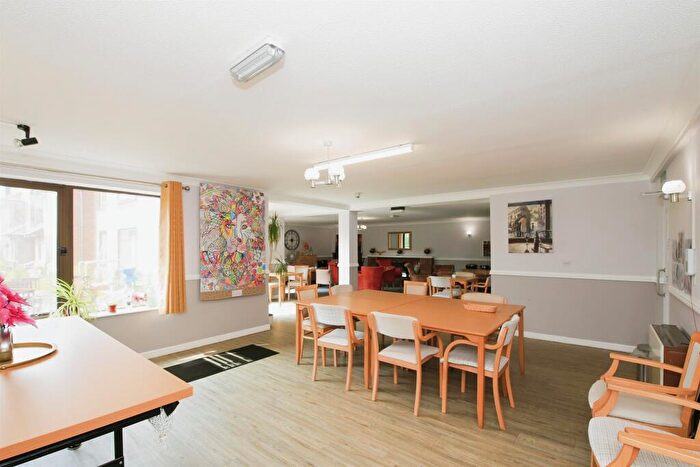 1 Bedroom Flat For Sale In Homenene House, Orton Goldhay, Peterborough, PE2