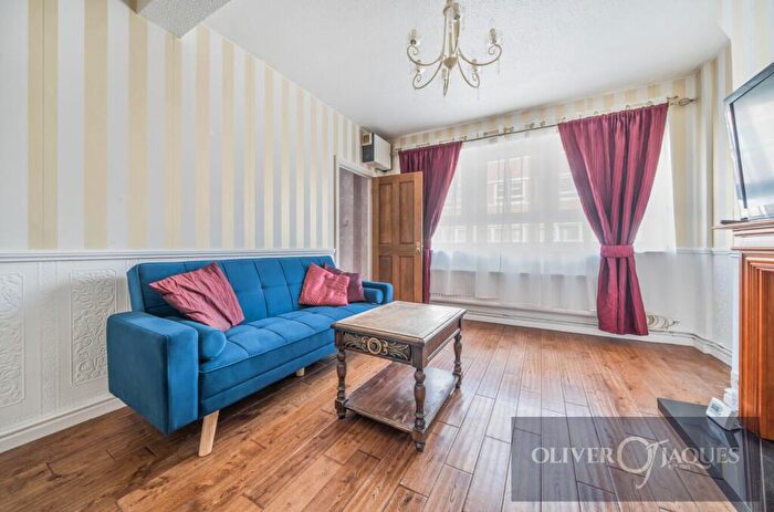 1 Bedroom Flat For Sale In Renforth Street, London, SE16