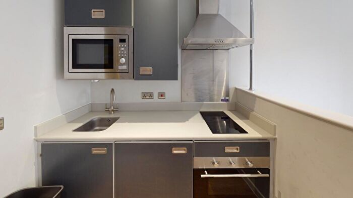 Studio To Rent In Queens Road, Bristol, BS8