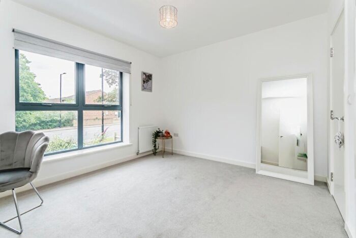 1 Bedroom Flat For Sale In Fairfield Road, Croydon, CR0