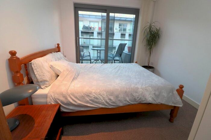 1 Bedroom Flat To Rent In Royal Carriage Mews, London, SE18