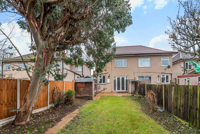 3 Bedroom Semi-Detached House To Rent In Waverley Road, Harrow HA2