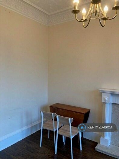 2 Bedroom Flat To Rent In Cumbernauld Road, Glasgow, G31