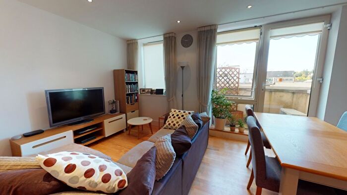 1 Bedroom Flat To Rent In Tunbridge Wells, Kent, TN1