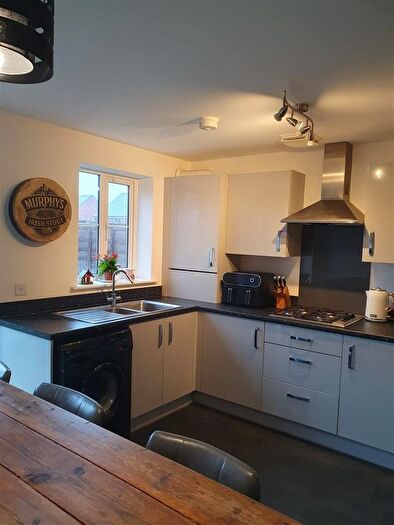 2 Bedroom End Of Terrace House For Sale In Duke Street, Kidderminster, DY10