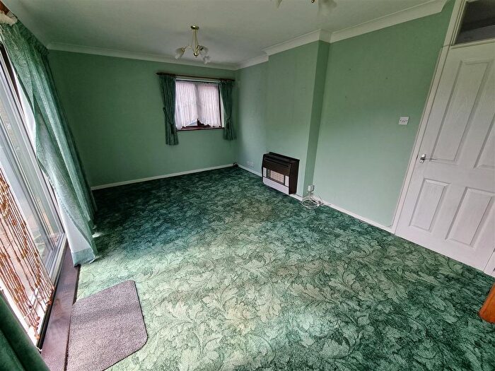 2 Bedroom Detached Bungalow For Sale In Noel Close, Hopton, Great Yarmouth, NR31