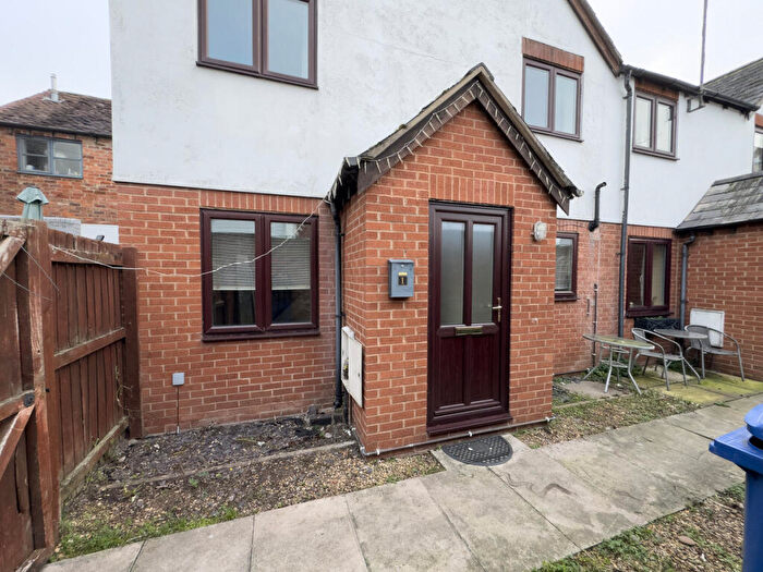 2 Bedroom Terraced House To Rent In Chapel Cottages, Gloucestershire, GL20