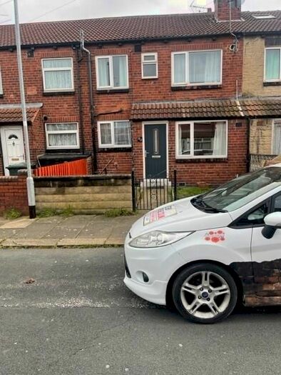 Property To Rent In Longroyd View, Leeds, LS11