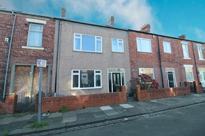 3 Bedroom Terraced House For Sale In Middleton Street, Blyth, NE24