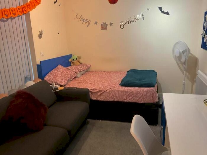 Studio To Rent In Millstone Place, Millstone Lane, Leicester, LE1