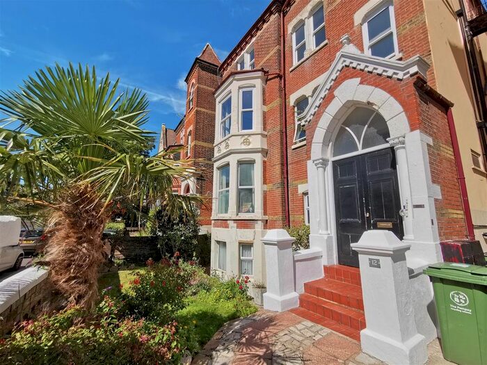 2 Bedroom Flat To Rent In Lennox Road South, Southsea, PO5