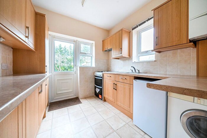 3 Bedroom Semi-Detached House To Rent In Aldridge Rise, New Malden, KT3