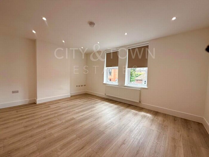 Studio To Rent In Essex Road, Dartford, Kent, DA1