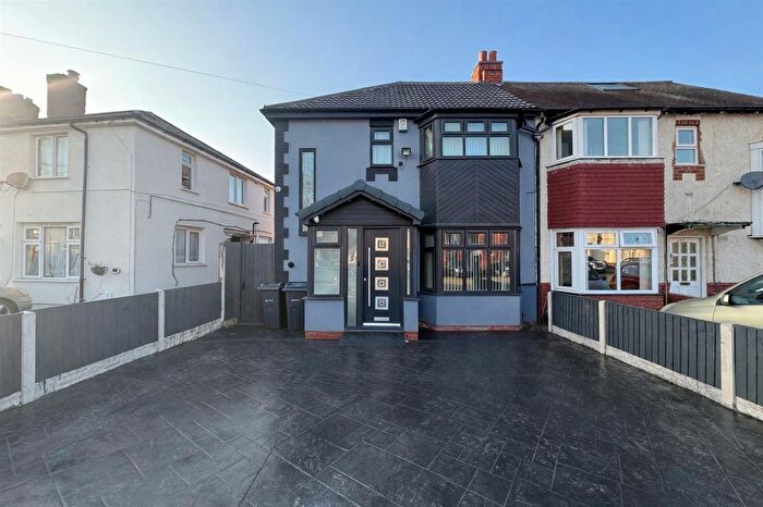 3 Bedroom Semi Detached House To Rent In Berkeley Road East, Birmingham, B25