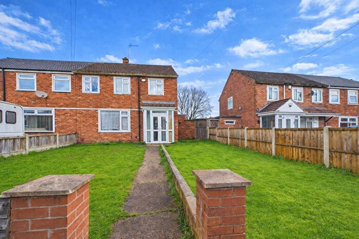 3 Bedroom Semi Detached House To Rent In Merrill Way, Allenton, Derby, DE24