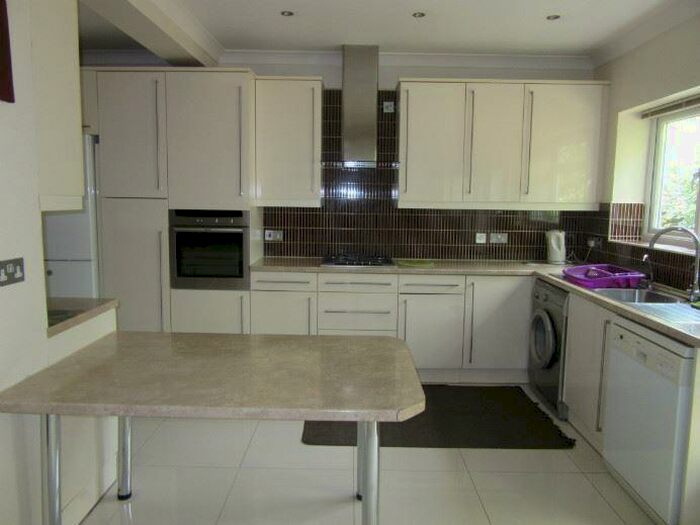 3 Bedroom Semi-Detached House To Rent In Fairfield Crescent, Edgware, HA8