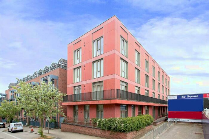 2 Bedroom Apartment To Rent In Columbia Place, Campbell Park, MK9