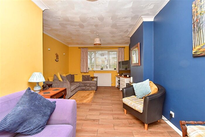 4 Bedroom End Terrace House For Sale In St. Peter's Court, Faversham, Kent, ME13