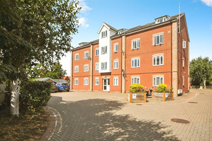 1 Bedroom Flat For Sale In Southgate Street, Bury St. Edmunds, IP33