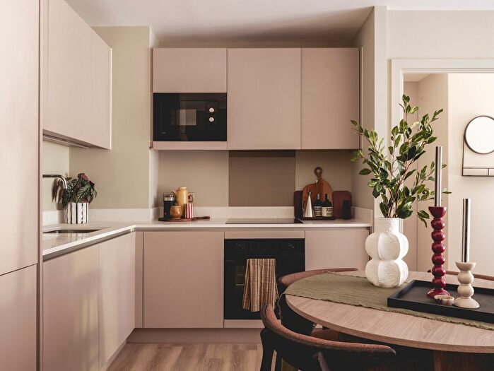 Studio To Rent In Mill Mead, Staines Upon Thames, TW18