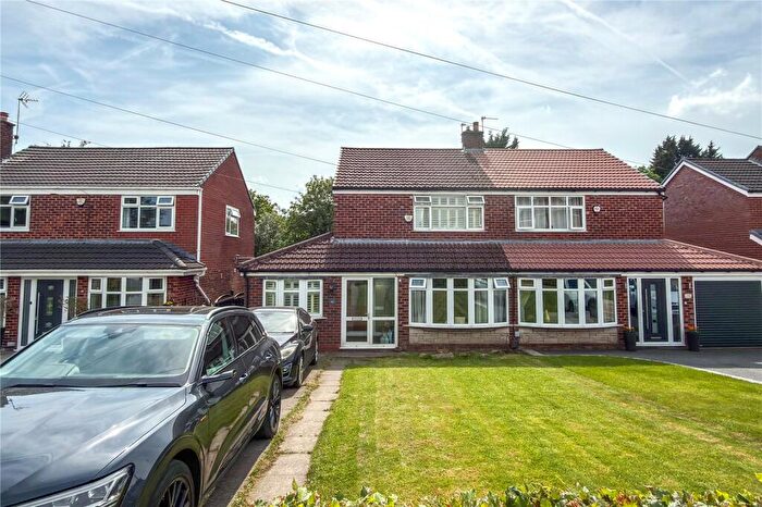 4 Bedroom Semi Detached House For Sale In Warwick Road, Failsworth, Manchester, Greater Manchester, M35