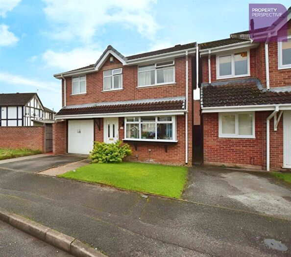 4 Bedroom Detached House For Sale In Fircroft Drive, Hucknall, NG15