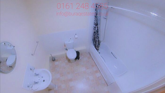 2 Bedroom Flat To Rent In Ladybarn Lane, Fallowfield, Manchester, M14