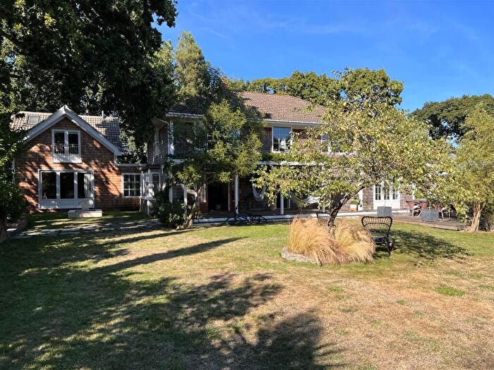 5 Bedroom Detached House For Sale In Pondwell Hill, Ryde, PO33