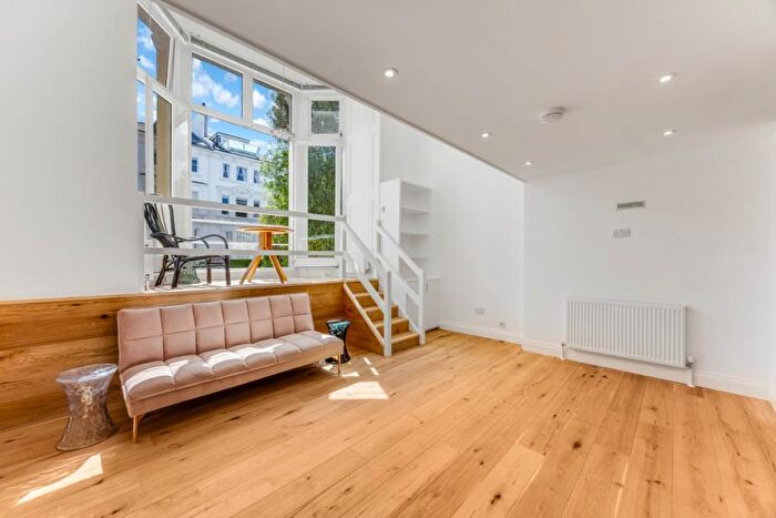 1 Bedroom Apartment To Rent In Belsize Park Gardens, Belsize Park, NW3