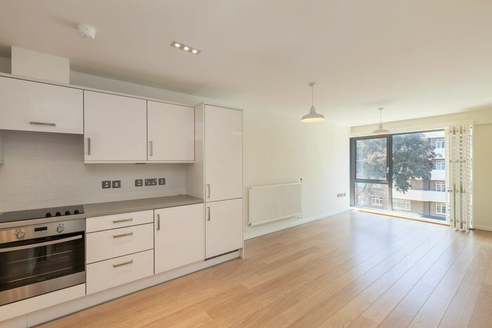 1 Bedroom Flat To Rent In Macaulay Road, London, SW4