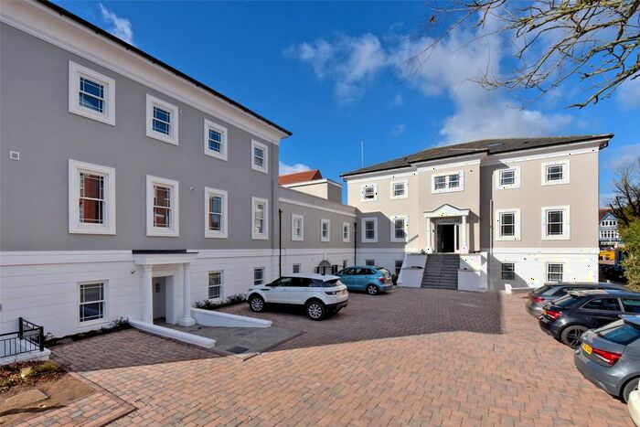 1 Bedroom Flat To Rent In Station Road, Marlow, Buckinghamshire, SL7