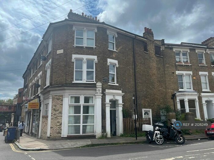 4 Bedroom Maisonette To Rent In Paulet Road, London, SE5