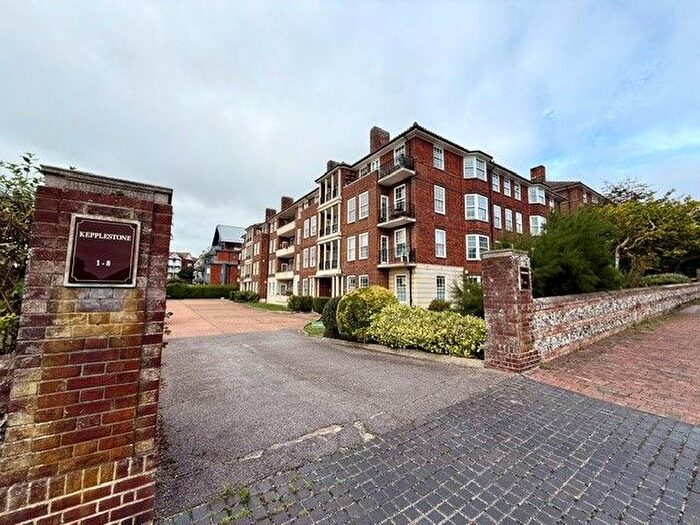4 Bedroom Flat For Sale In Staveley Road, Eastbourne, BN20