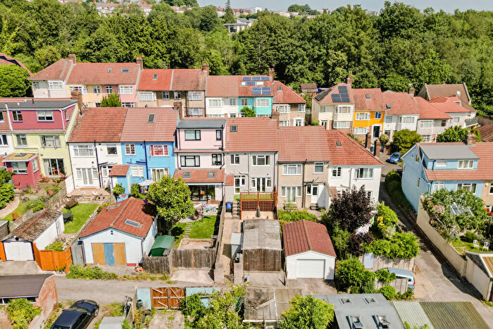 3 Bedroom Terraced House For Sale In Briavels Grove, Montpelier, Bristol, BS6