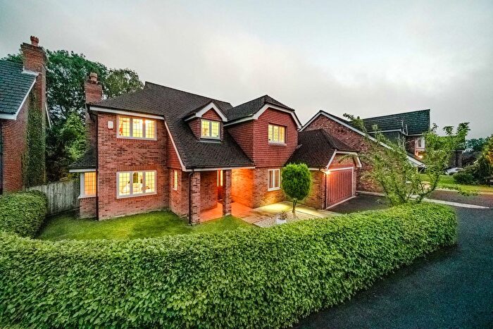 5 Bedroom Detached House For Sale In Hardacre Lane, Whittle-Le-Woods, PR6