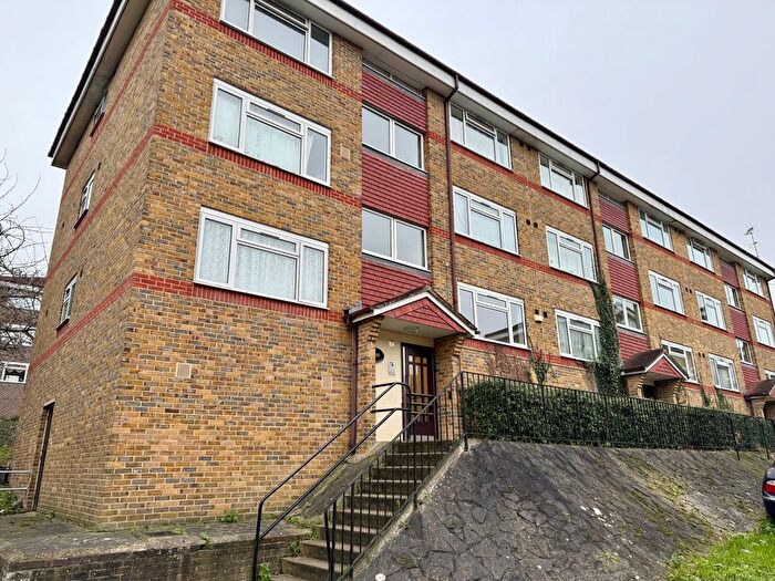 1 Bedroom Flat To Rent In Fort Pitt Street, Chatham, ME4