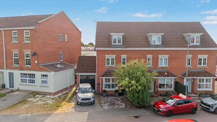 4 Bedroom End Of Terrace House For Sale In Middlebrook Green, Market Harborough, LE16