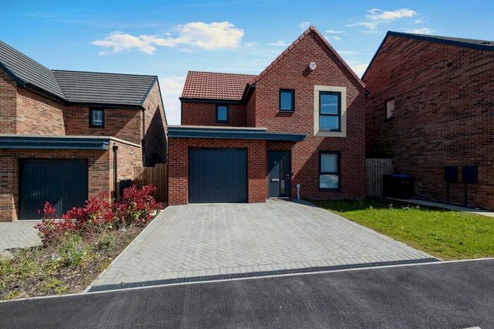 3 Bedroom Detached House To Rent In Jacob Drive, Middlesbrough, TS4