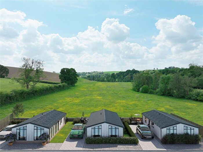 2 Bedroom Park Home For Sale In Mill On The Mole, South Molton, Devon, EX36