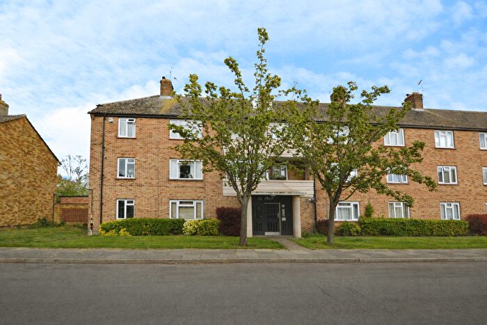 3 Bedroom Flat For Sale In Stuart Road, Richmond, TW10