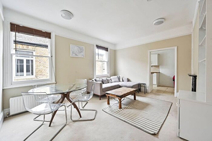 3 Bedroom Flat To Rent In Danehurst Street, Bishop's Park, London, SW6