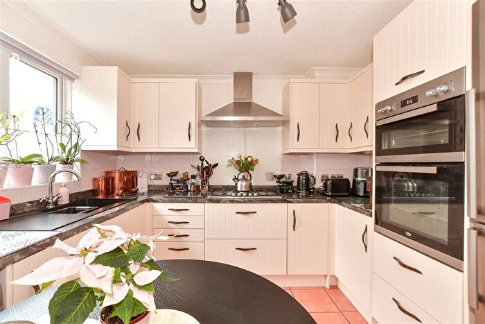 2 Bedroom Terraced House For Sale In Lanes End, Totland Bay, Isle Of Wight, PO39